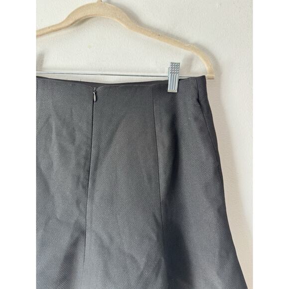 NWT H&M Black Knit Knee Length Skirt Women’s Size 6 - Picture 5 of 8